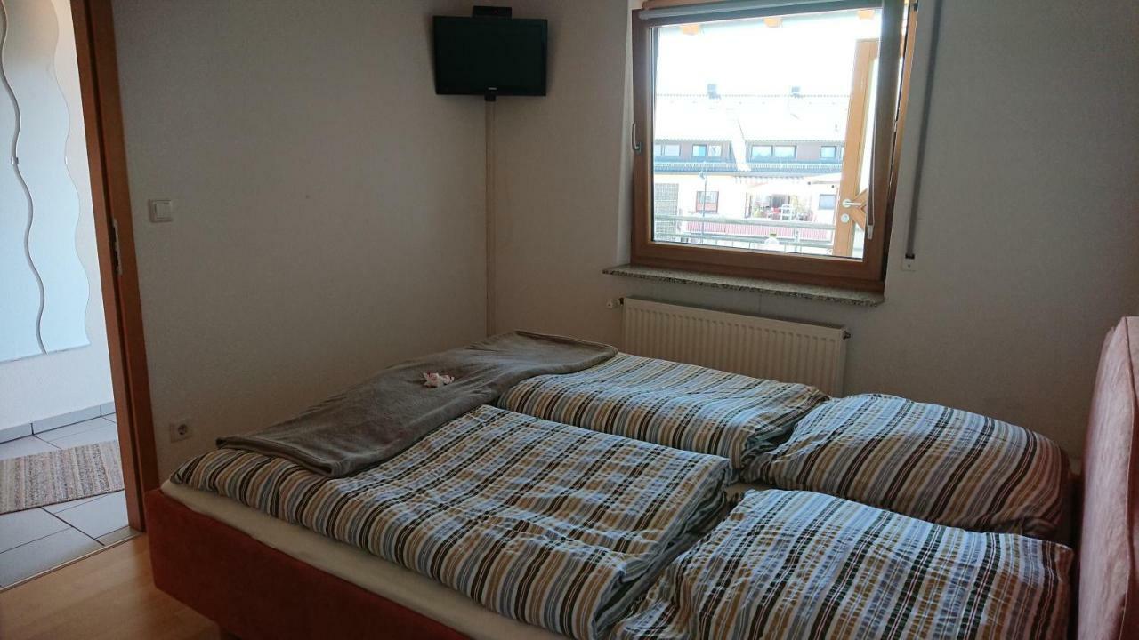 Gasthaus Zum Loewen Seckach Eksteriør billede